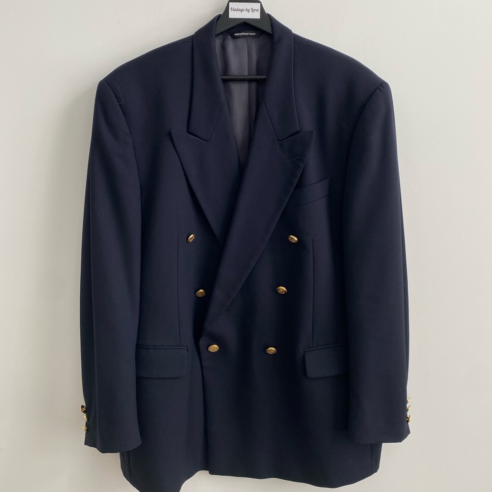SAVILE ROW Classic Double-Breasted Blazer with Gold Accents
